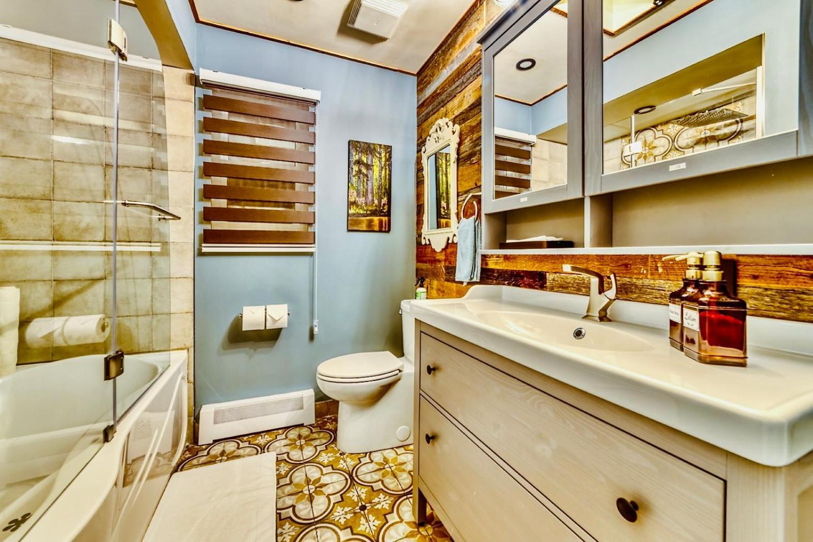 Neocolonial Nouveau Kensington Vacation Home Ванкувер Экстерьер фото